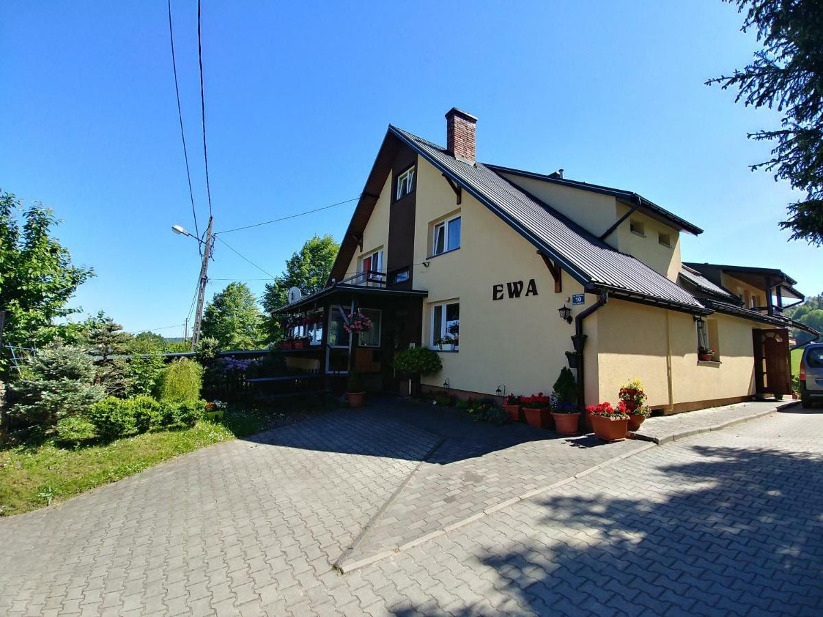 Dom Goscinny Ewa - Noclegi W Polanczyku Polańczyk Exterior foto
